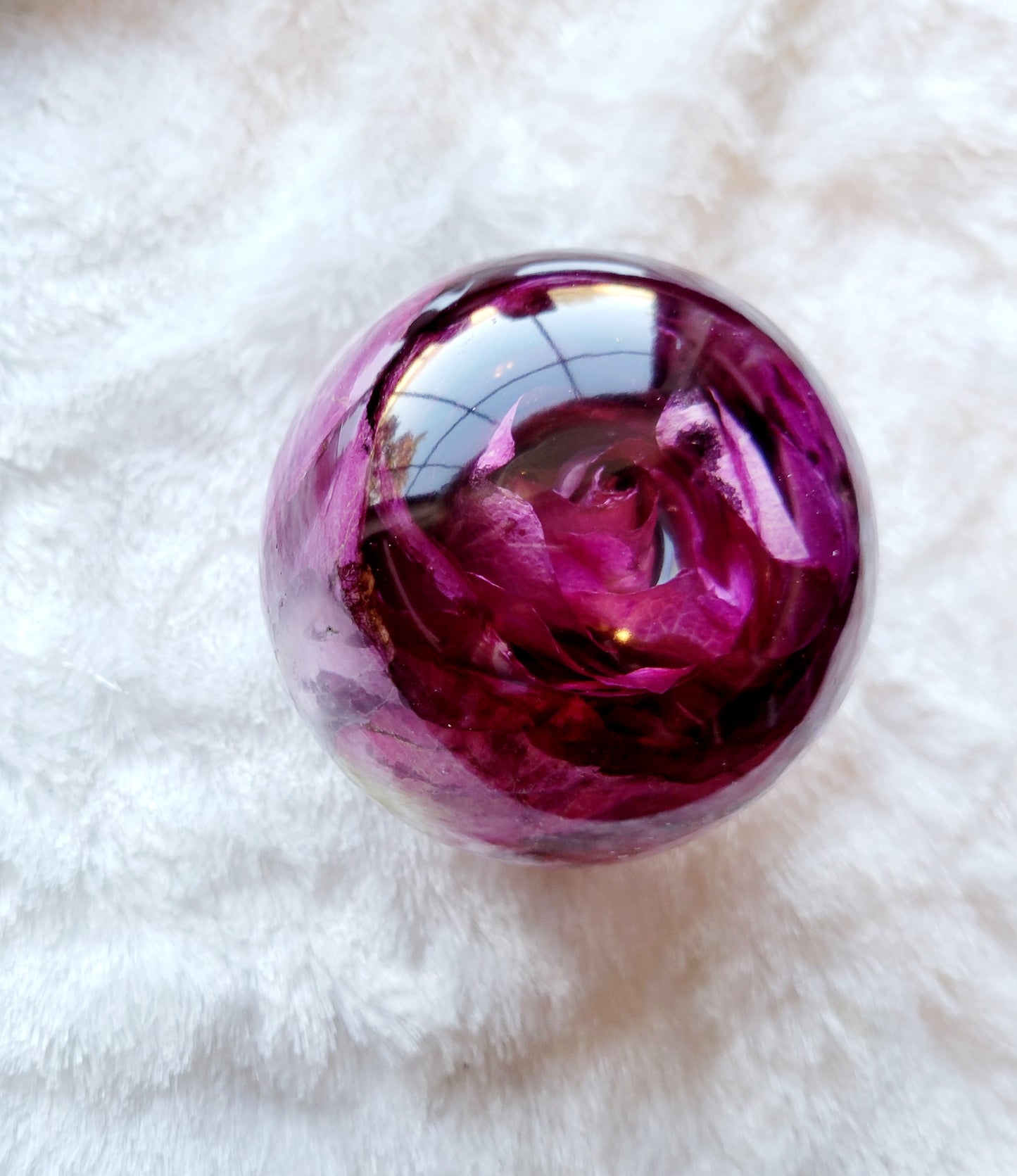 Breanna Rose Preservation-3" Globe